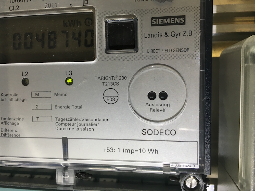 Klicke auf die Grafik für eine vergrößerte Ansicht

Name: Loxone - ZMB120.jpg
Ansichten: 4202
Größe: 209,8 KB
ID: 24396