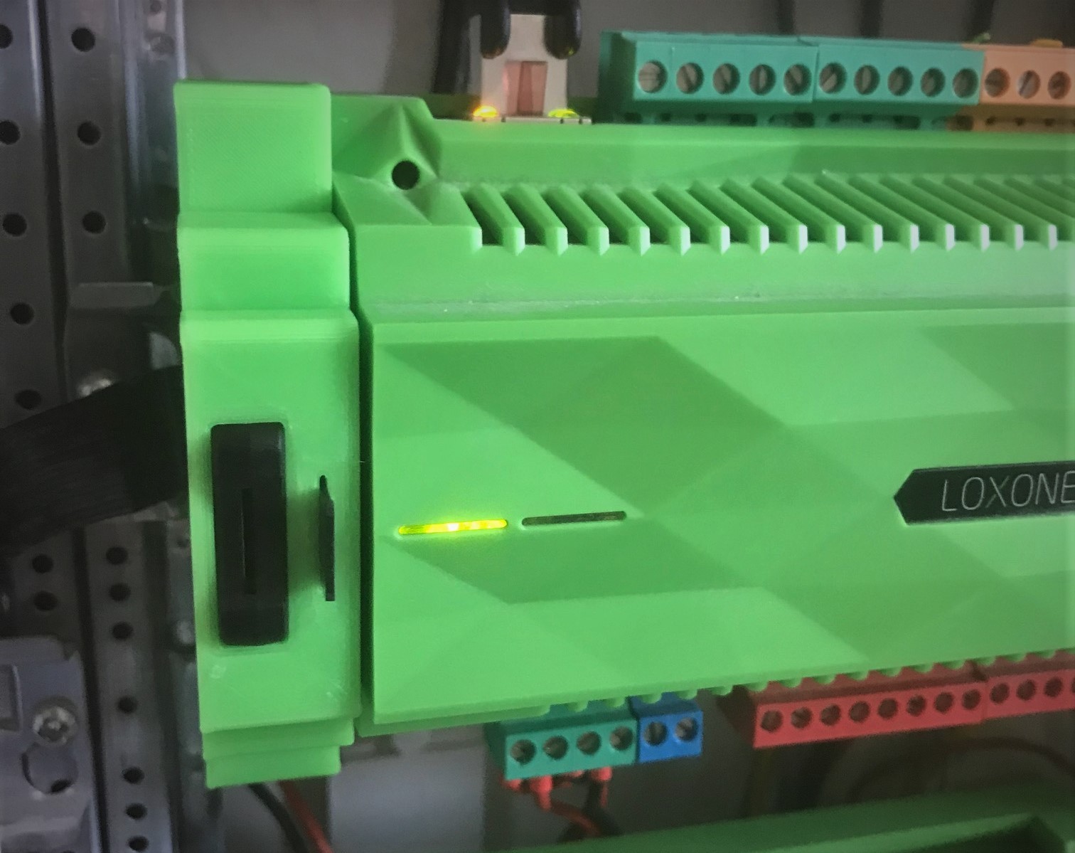 Klicke auf die Grafik für eine vergrößerte Ansicht

Name: Halter_grün.jpg
Ansichten: 452
Größe: 241,1 KB
ID: 164393