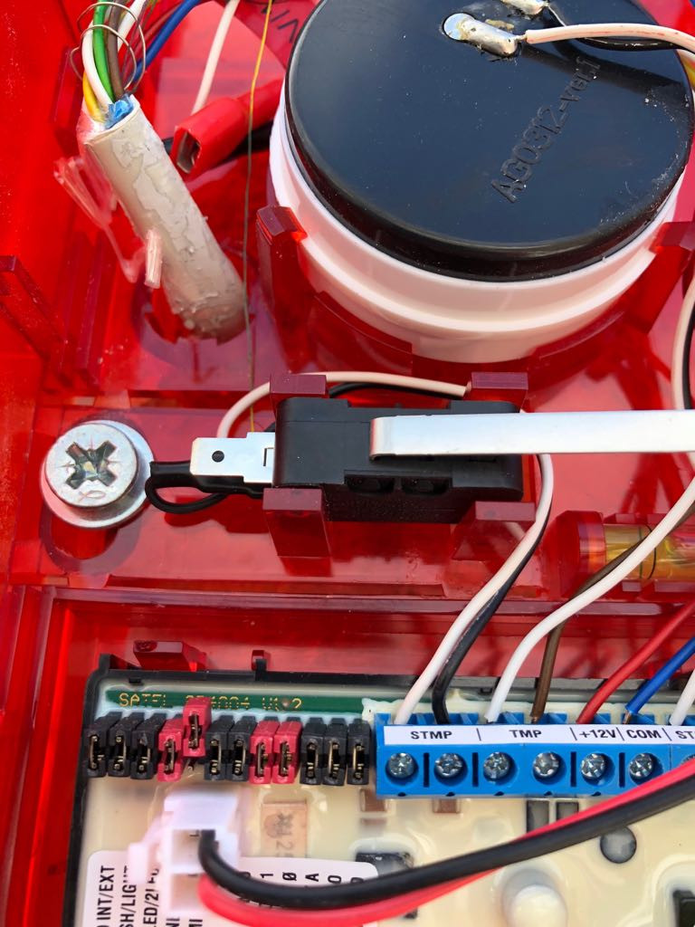 Klicke auf die Grafik für eine vergrößerte Ansicht

Name: f854cef8-3251-4f81-9d49-21c25737650b.jpg
Ansichten: 566
Größe: 197,6 KB
ID: 276330