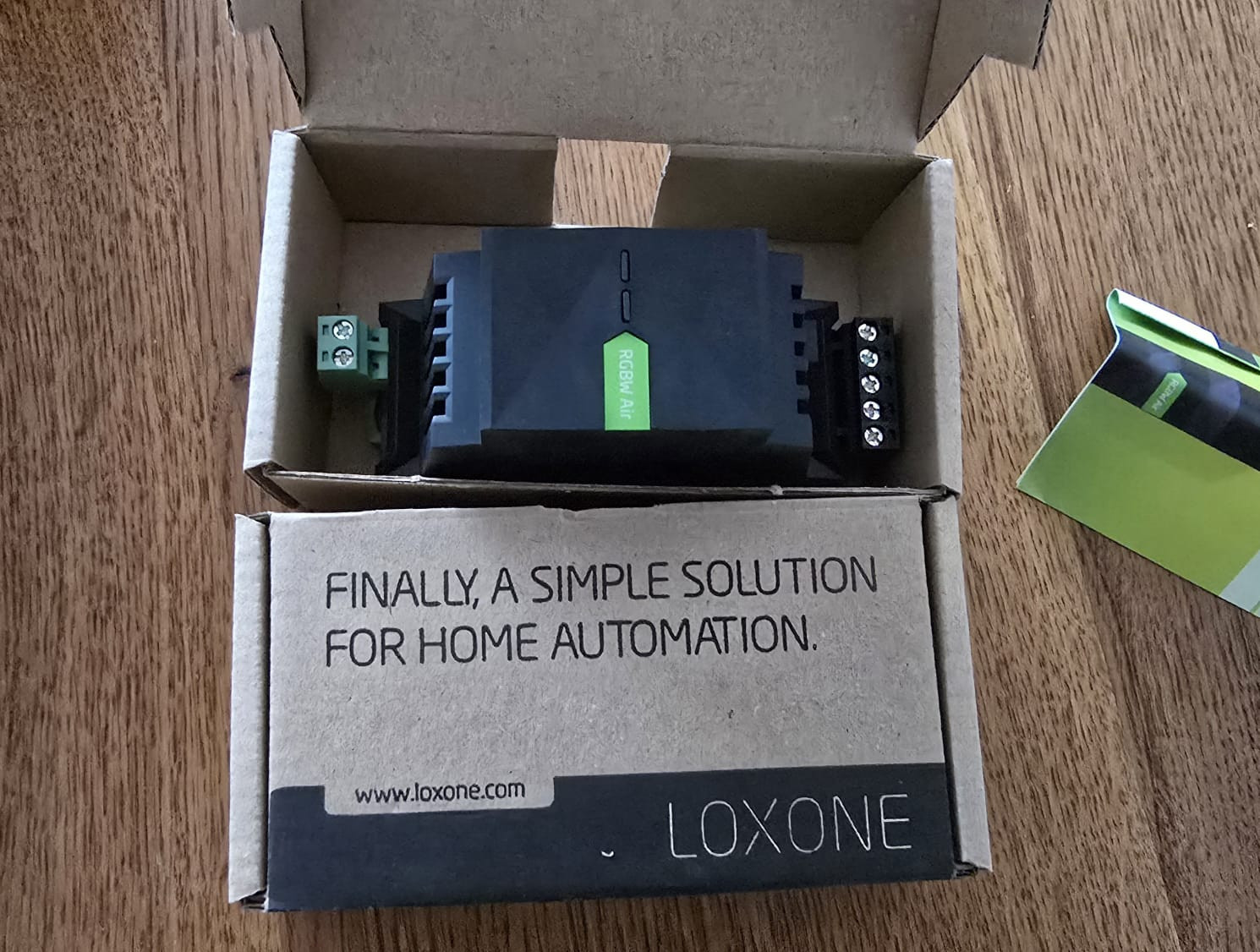 Klicke auf die Grafik für eine vergrößerte Ansicht

Name: Loxone AIR RGBW.jpg
Ansichten: 47
Größe: 359,3 KB
ID: 448752